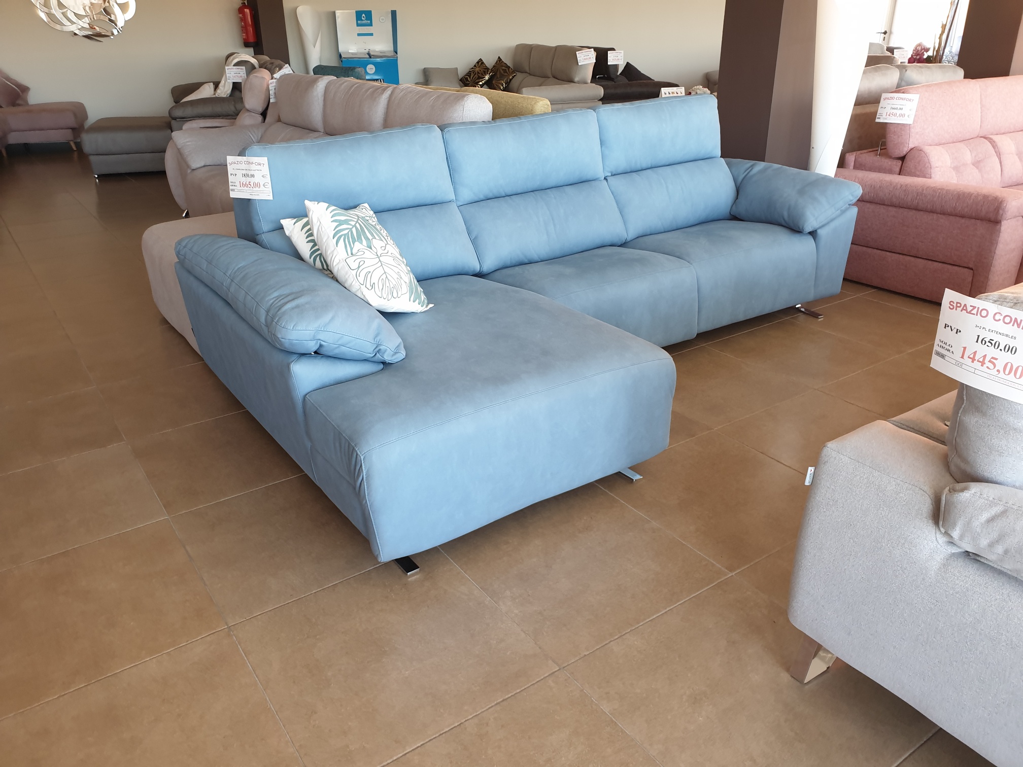 20191007_171605_resized Spazio Confort es tu tienda de sofás en